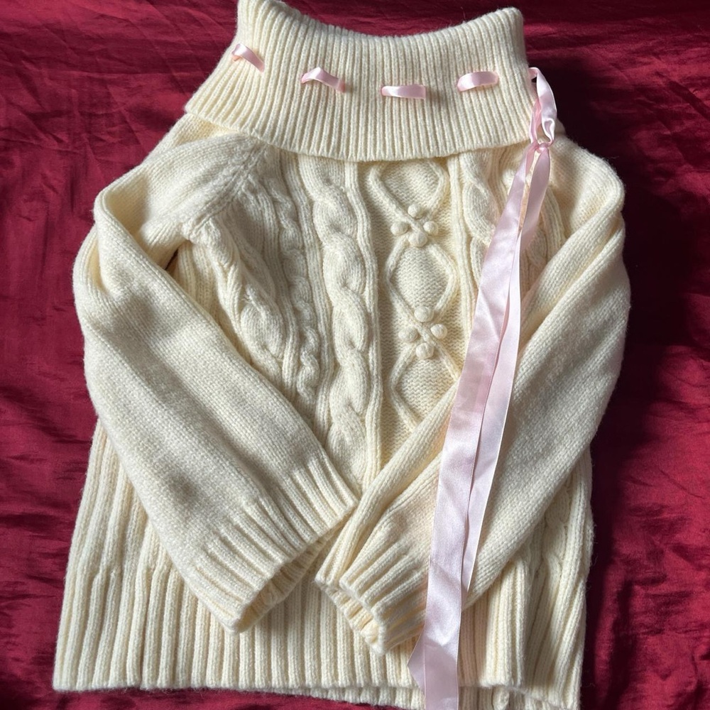 Elegant Cream Sweater with Pink ribbons